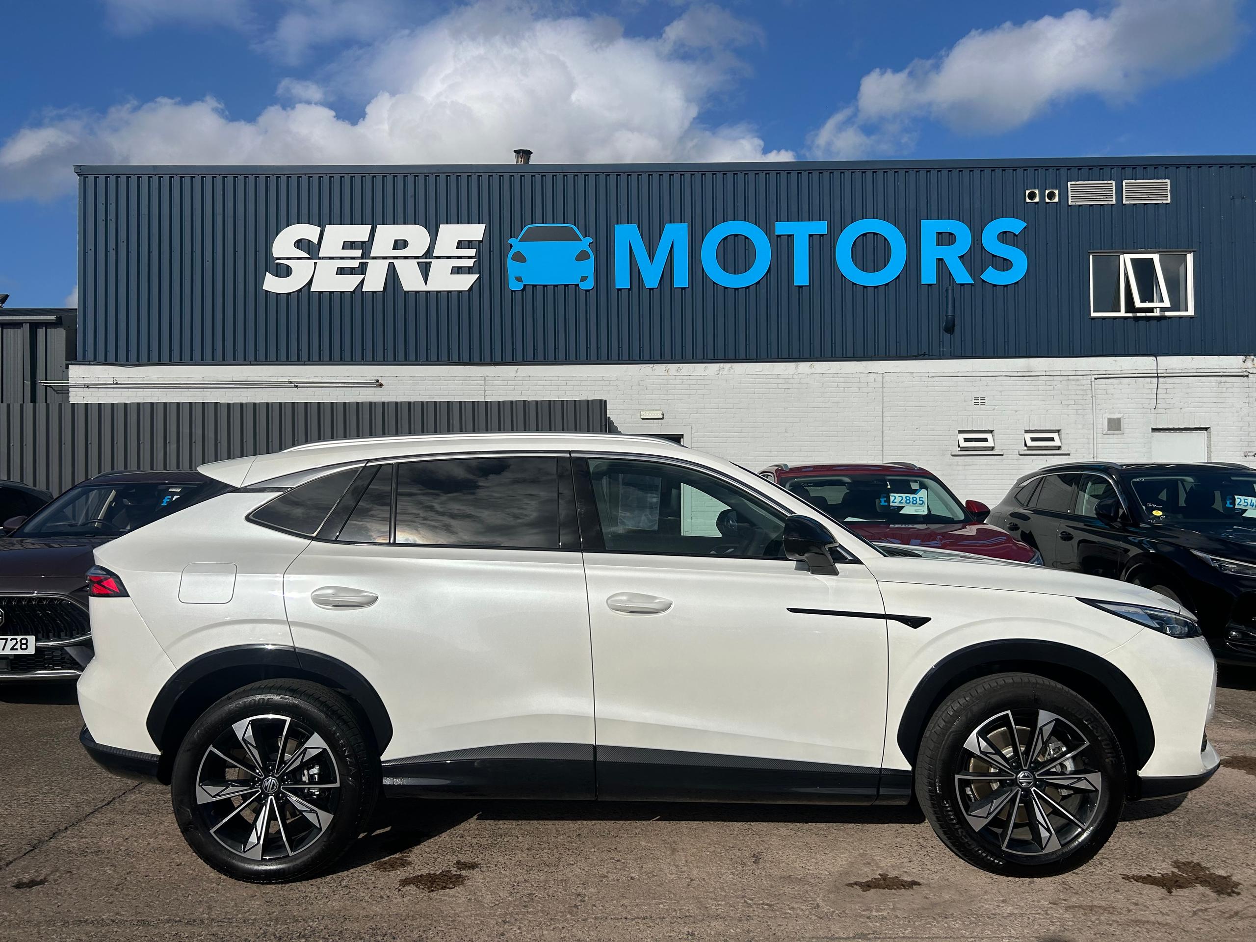 2026 MG Motor UK HS 1.5 T-GDI Hybrid+ Trophy 5dr Auto - vehicle photo 2 for sale on PureCar