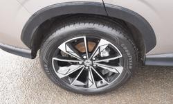 MG MOTOR UK HS Photo 31