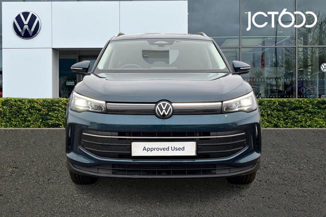 VOLKSWAGEN Tiguan Photo 6