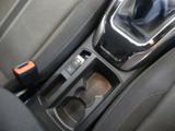 Volkswagen T-Roc Photo 26