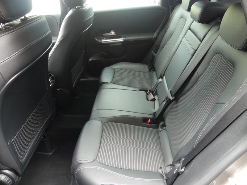 Mercedes-Benz B Class Photo b7337d0c-c70f-47ad-92c3-b64f0211bd7a.jpg