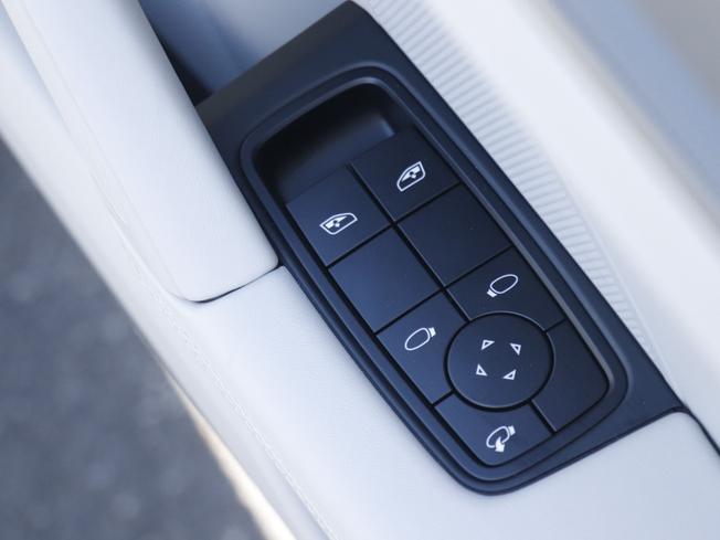 PORSCHE 911 Photo 27