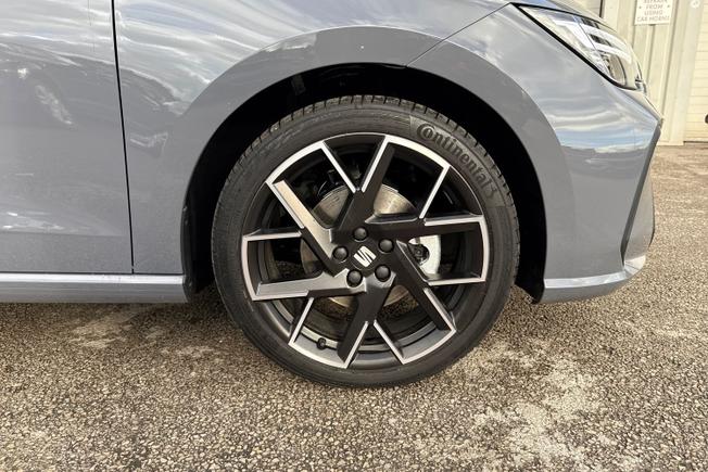 SEAT Ibiza Photo 5