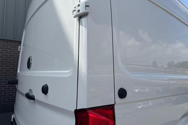 VOLKSWAGEN Crafter Photo 37