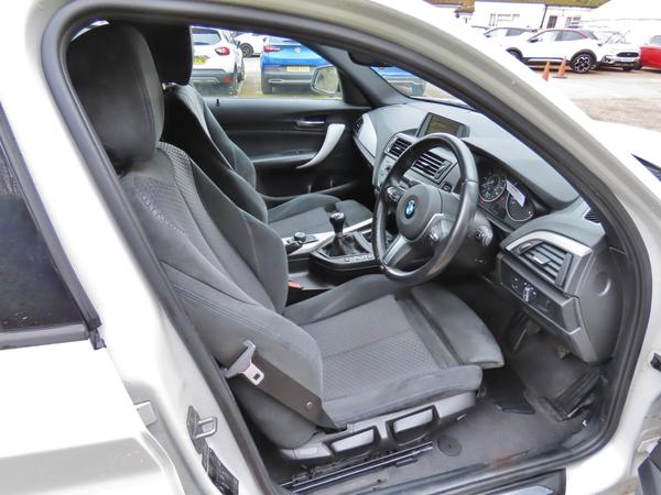 Used BMW 1 Series YF14ENY 17