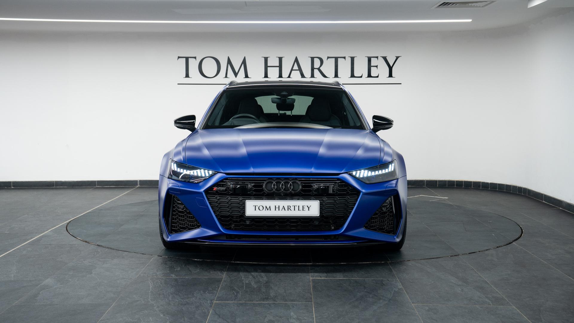 Audi RS6 Avant Photo b76316bc-ad65-4361-a1fe-dfbbbc41fa46.jpg