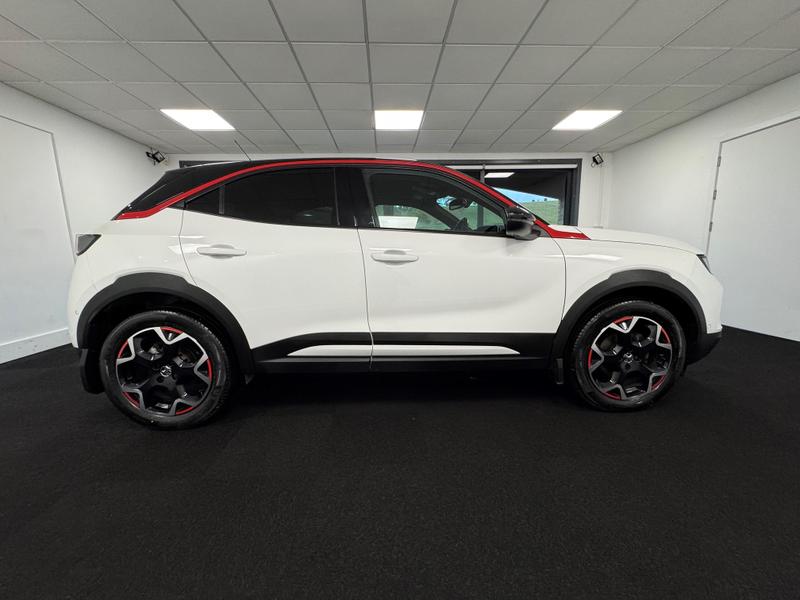 Vauxhall Mokka Photo b764359f-a838-442d-bad8-b9a53dbe9ad8.jpg