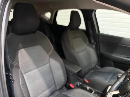 Renault Captur Photo b76c1569-d63d-4a01-a123-9bab36717345.jpeg