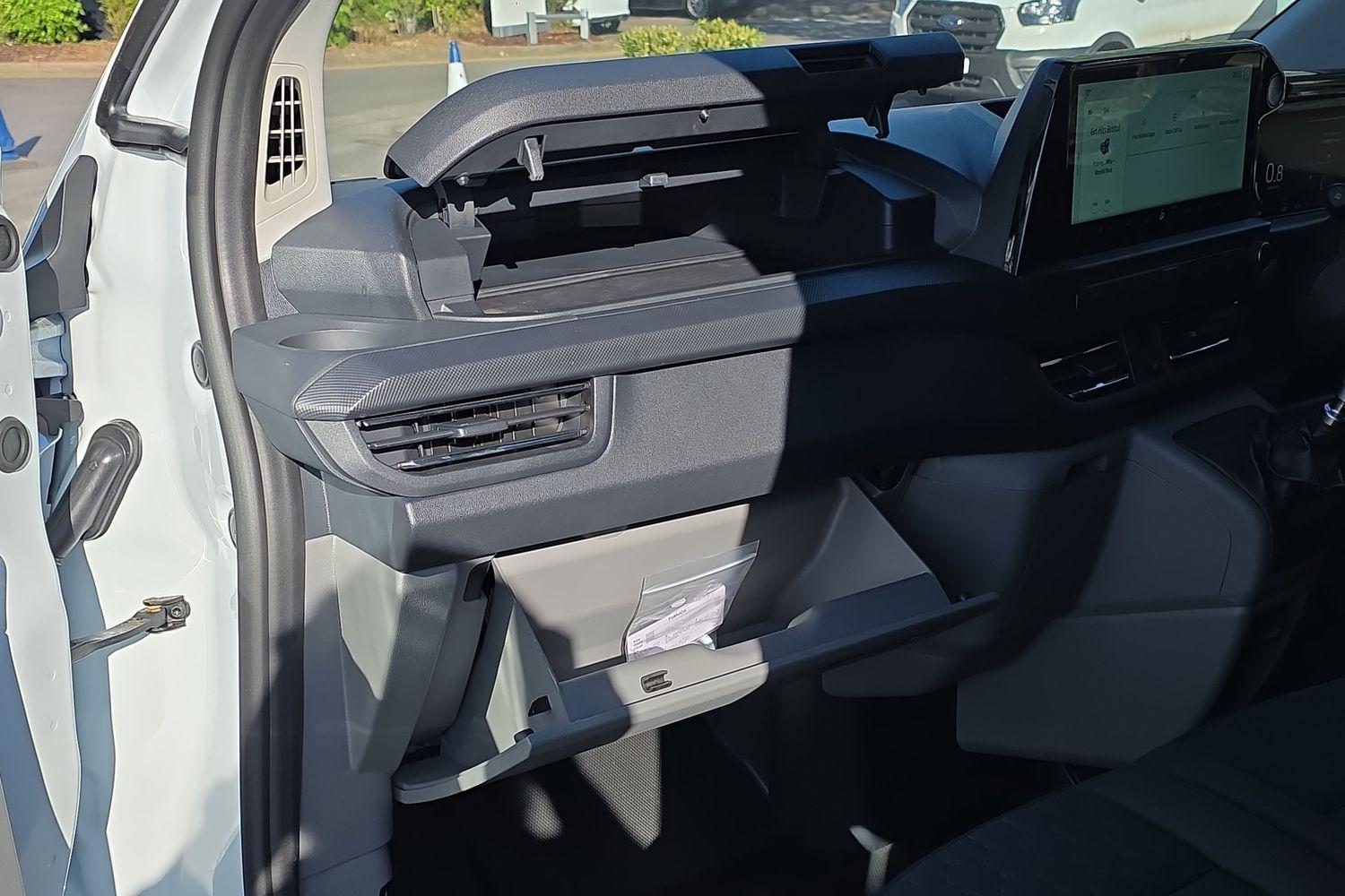Ford TRANSIT CUSTOM Photo 25