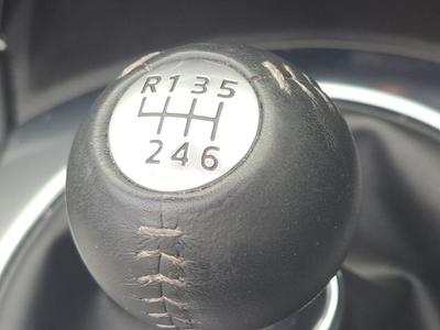 Mazda MX-5 Photo 19