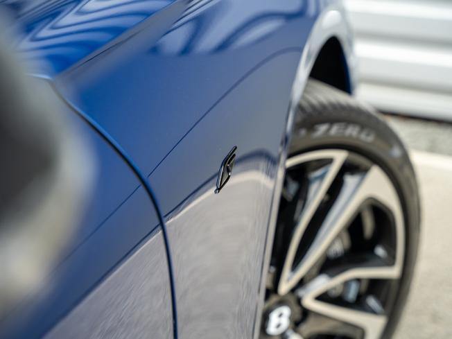 BENTLEY Continental GT  Photo 9