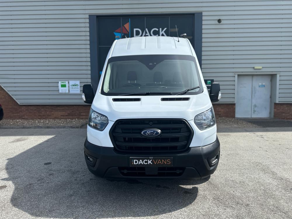 Ford Transit Photo b78f58b7-5869-40ed-abeb-de141222908b.jpg
