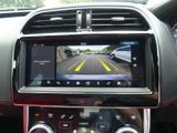 Jaguar XE Photo 23
