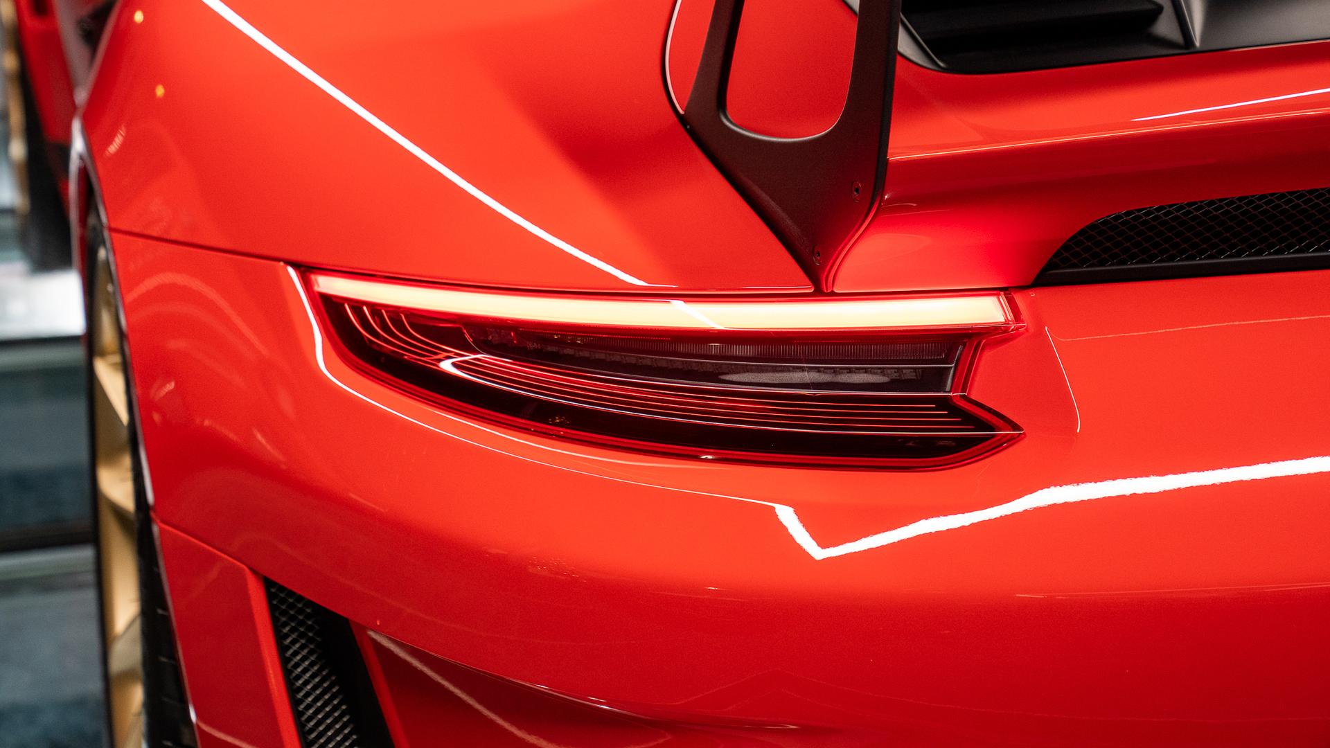 Porsche 911 Photo b79891ff-ab0e-4889-90c8-cc7bc3ce79e2.jpg