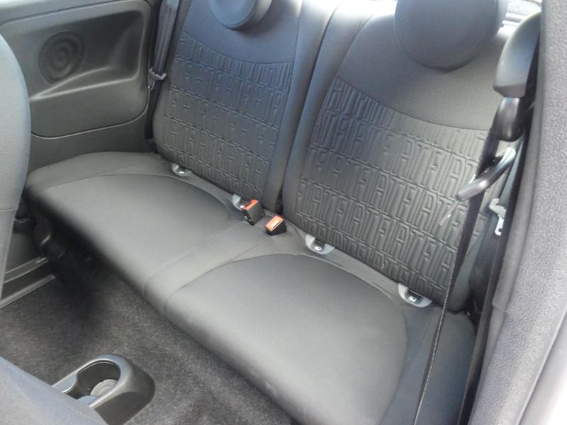 Fiat 500 Photo b7bf0b0f-0888-41ed-bfd8-24a8bbf9fde1.jpg
