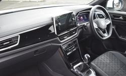Volkswagen T-ROC Photo 11