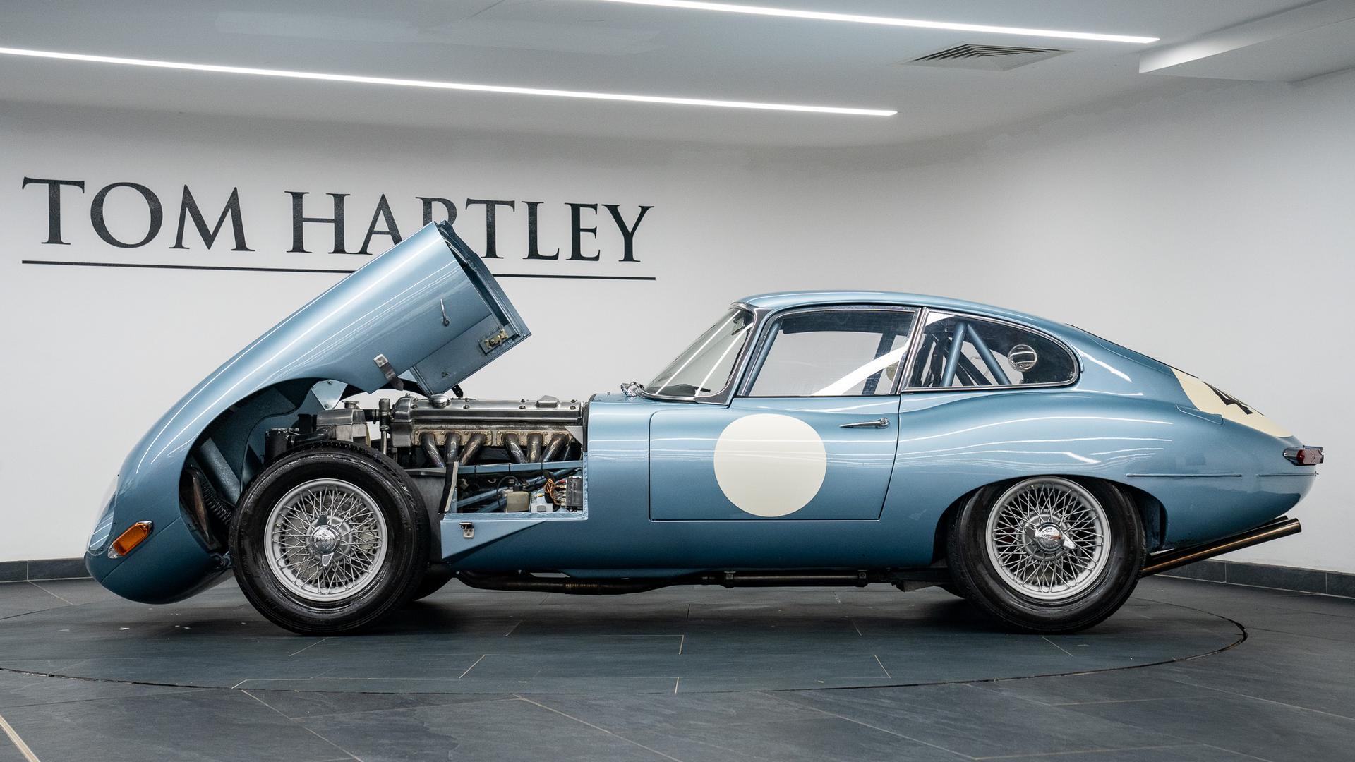 Jaguar E-Type Series I Photo b7c510e7-724f-4f7f-94ad-20d156456e4a.jpg
