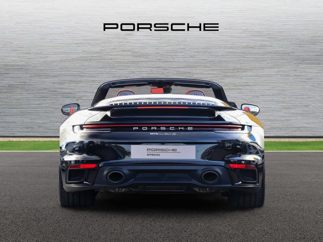 PORSCHE 911 Photo 7
