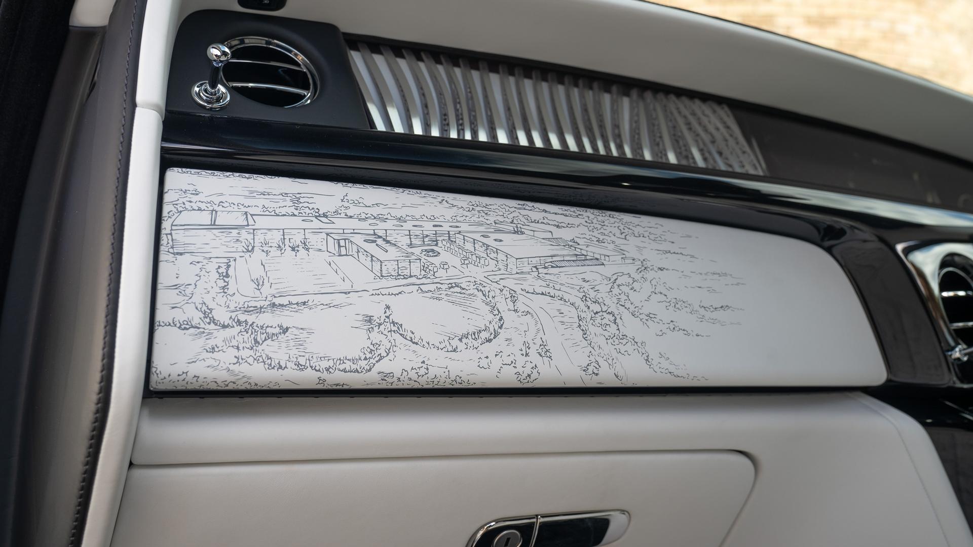 Rolls-Royce Phantom EWB Photo b7d50eda-2821-41c3-8470-4221783417b1.jpg