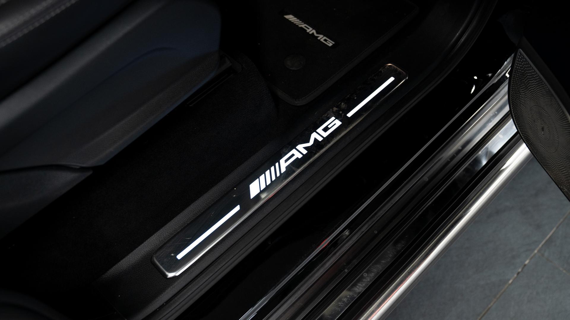 Mercedes-Benz G63 Photo b7d58424-801e-4f59-8eca-fbb94cbf3a03.jpg