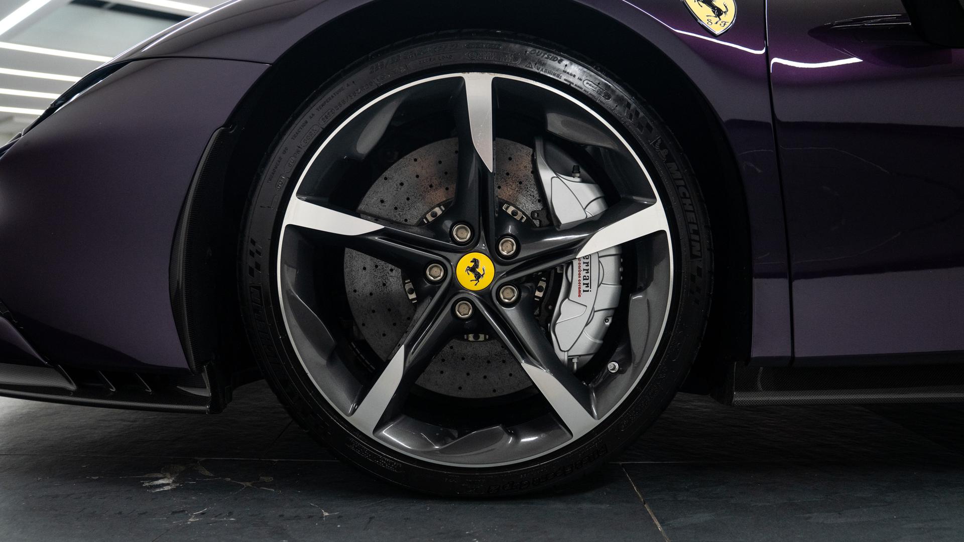 Ferrari SF90 Photo b7d86bb5-b79f-4a00-8ad6-3639298474f7.jpg