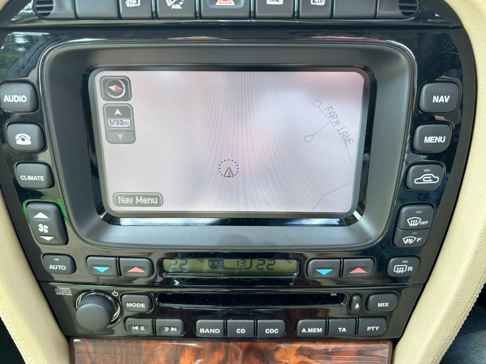 Used Jaguar XJ MM08KKG 41