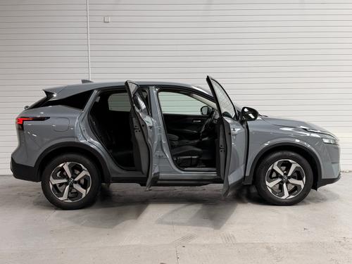 Nissan Qashqai Photo b7e6ac70-6a07-44f4-8b77-44a78d3fce21.jpeg