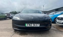 TESLA MODEL 3 Photo 3