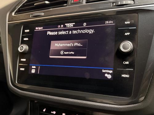 Volkswagen Tiguan Photo b7f152cd-b4d5-40f9-9127-c17dc67886fa.jpeg