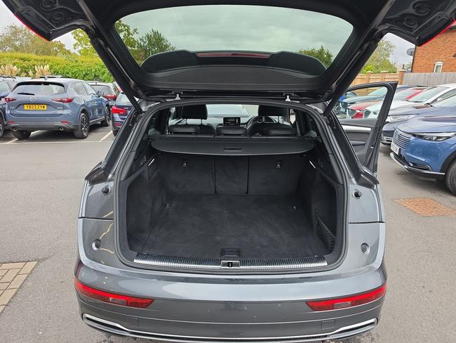 Audi Q5 Photo b7fb17e1-4386-4577-a85b-0a6e9bb853bd.jpg