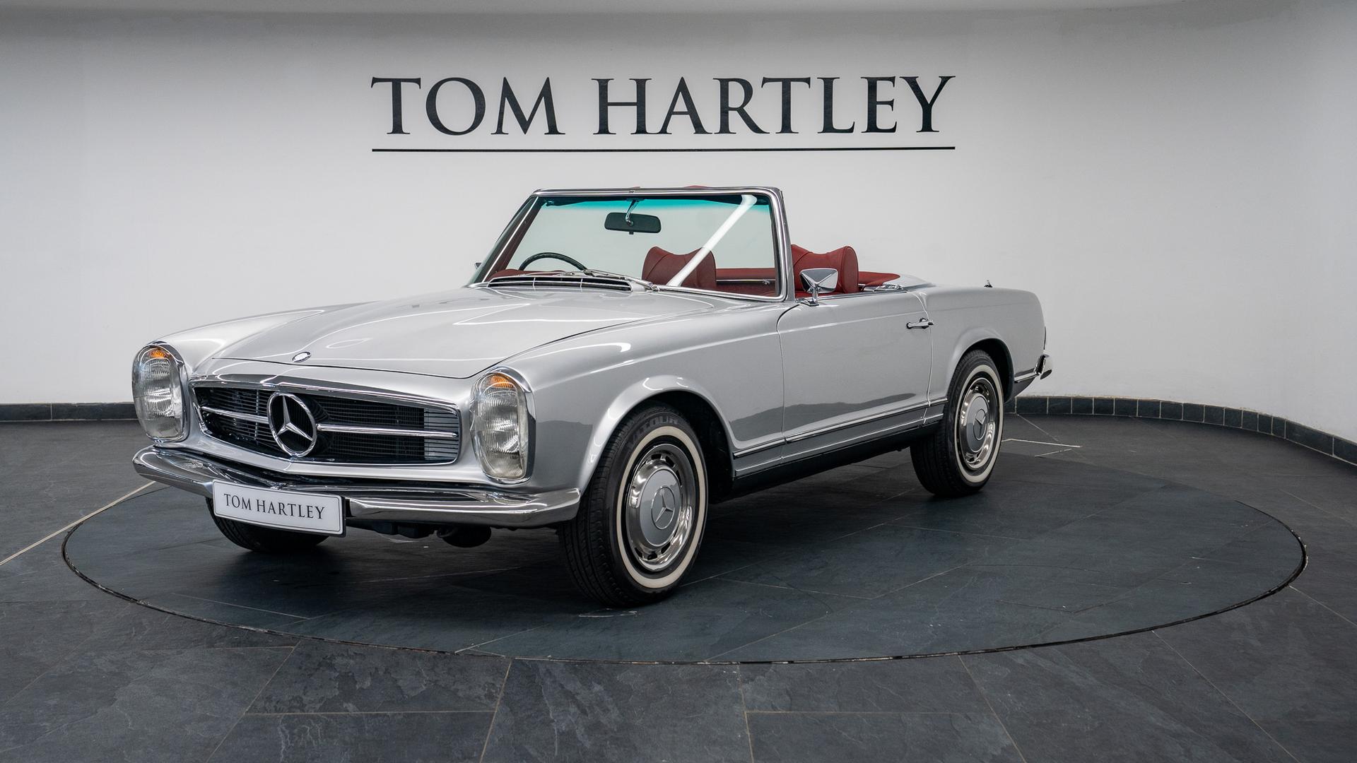 Mercedes-Benz 280 SL Photo b8010279-f4dd-4f7f-a00f-255a6c99c224.jpg