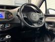 Toyota Yaris Photo 2