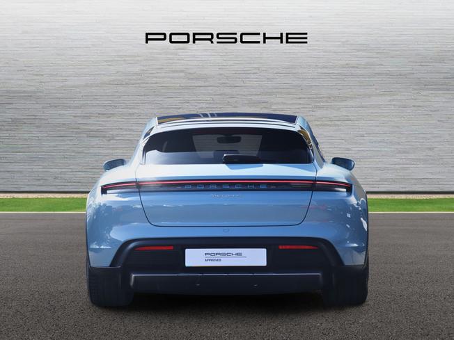 PORSCHE Taycan Photo 6