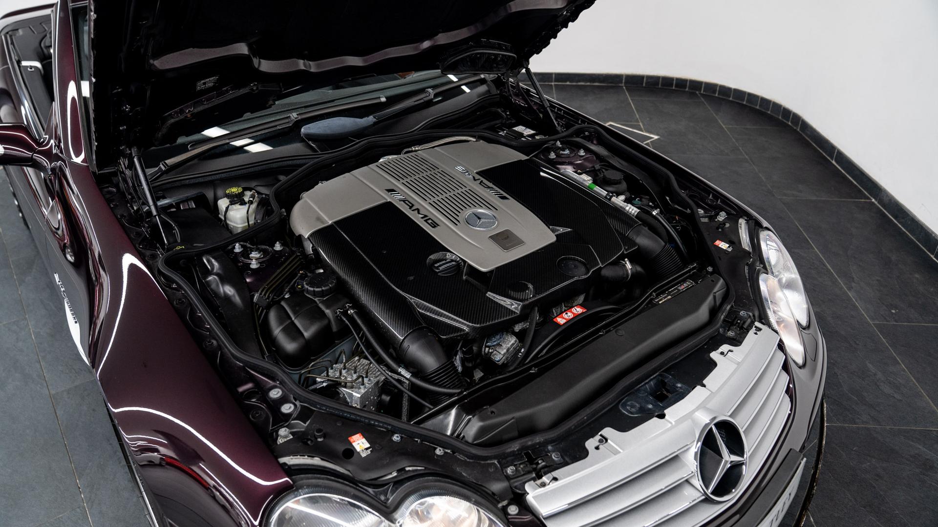 Mercedes-Benz SL65 Photo b831c3a4-6e2d-4068-b2c1-dd86d22efc18.jpg