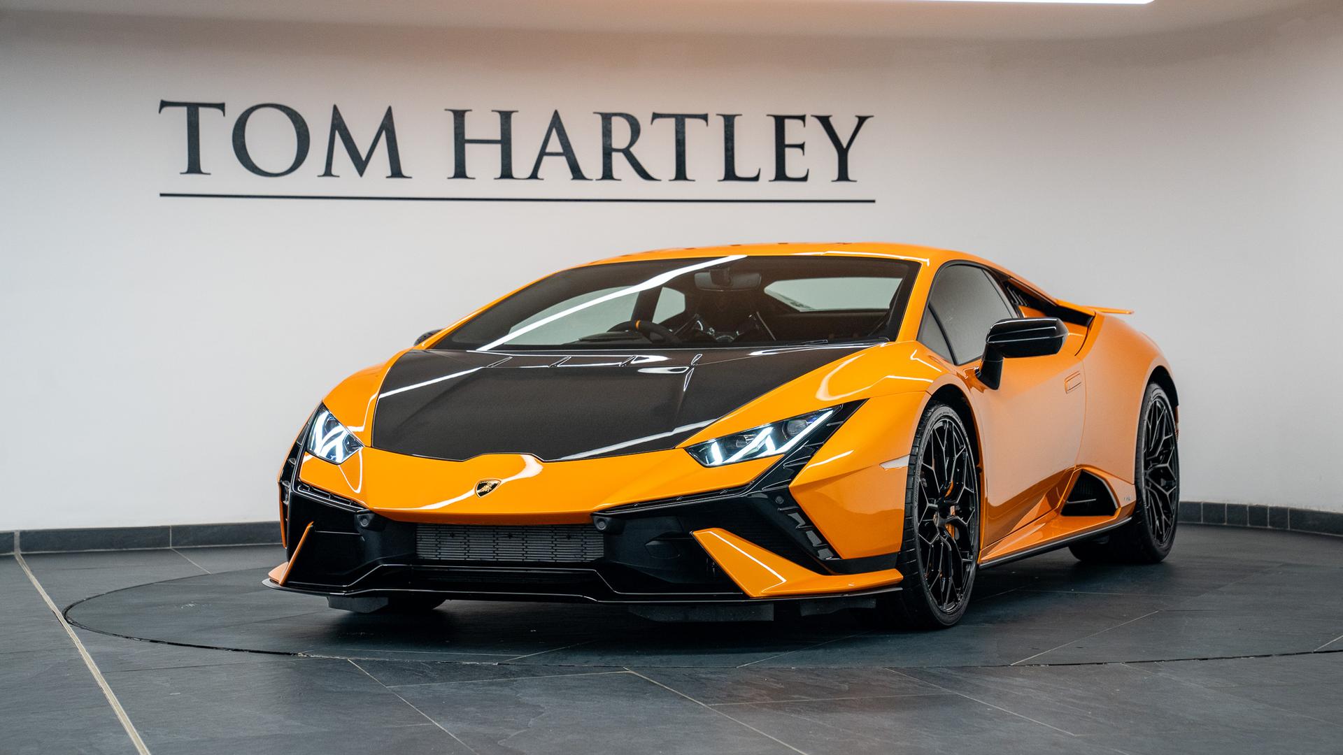 LAMBORGHINI Huracan Photo b8335286-b4f6-42a5-b40e-71a03267a787.jpg