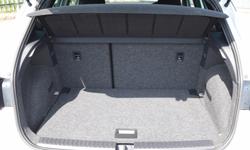 SEAT ARONA Photo 31