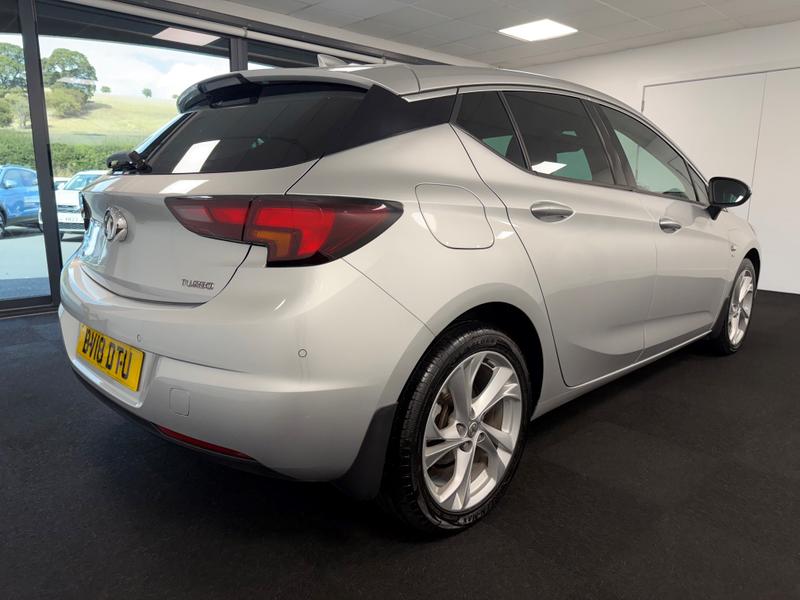 Vauxhall Astra Photo b8434811-5ca3-4825-8737-c951624e7651.jpg