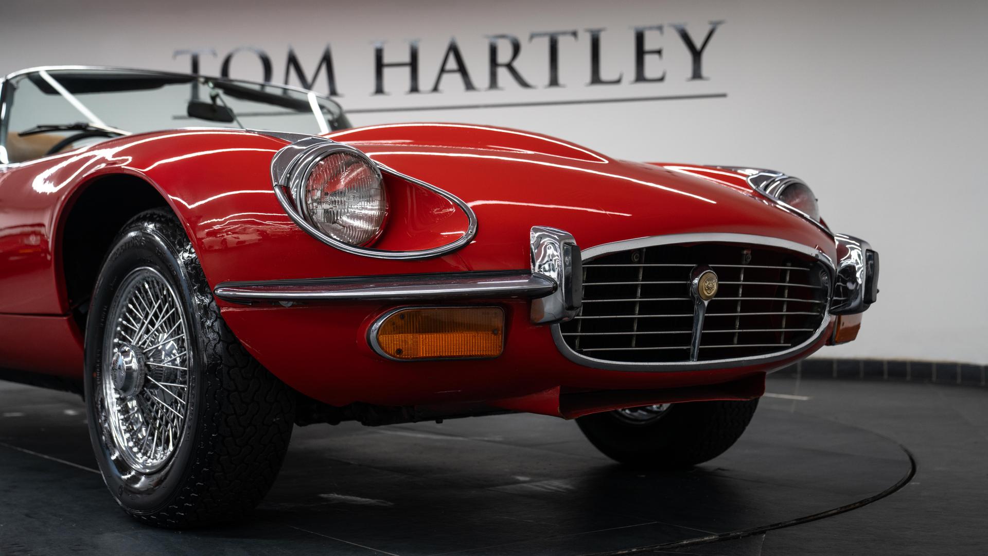 Jaguar E-Type Photo b858d862-7a55-4d32-b21a-36ab08f5d923.jpg