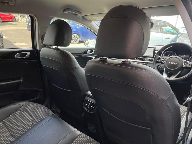 KIA Ceed Photo 30