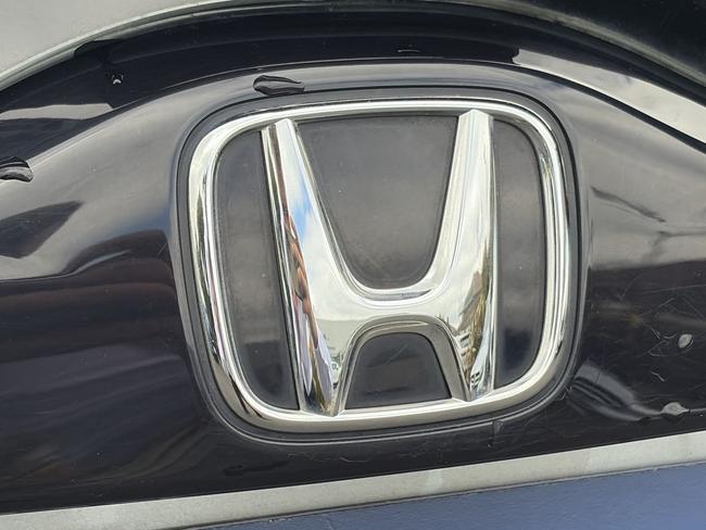 Honda Jazz Photo b866cee2-fa4c-4581-9ace-de00ad66d1d4.jpg