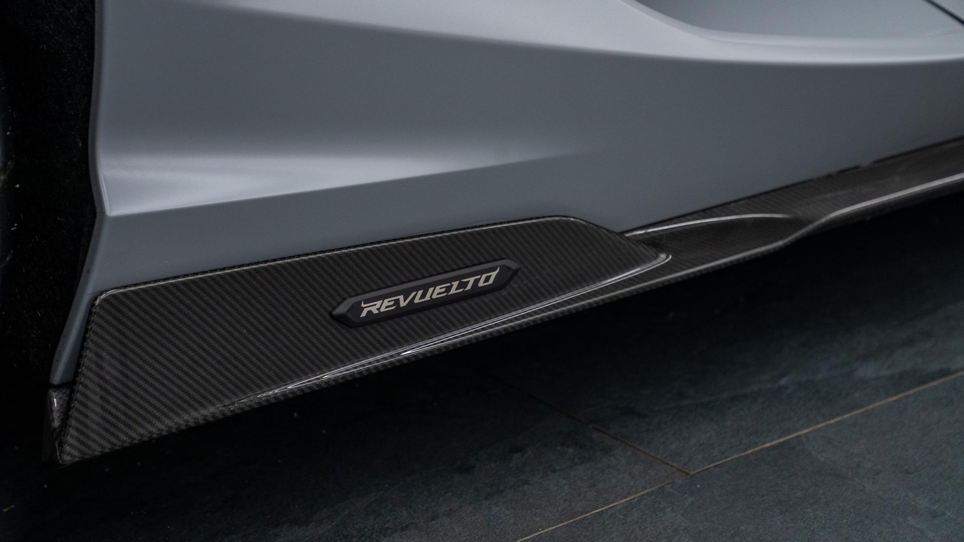 LAMBORGHINI Revuelto Photo b8746baf-825d-4ed1-8d68-a3bc2445400a.jpg