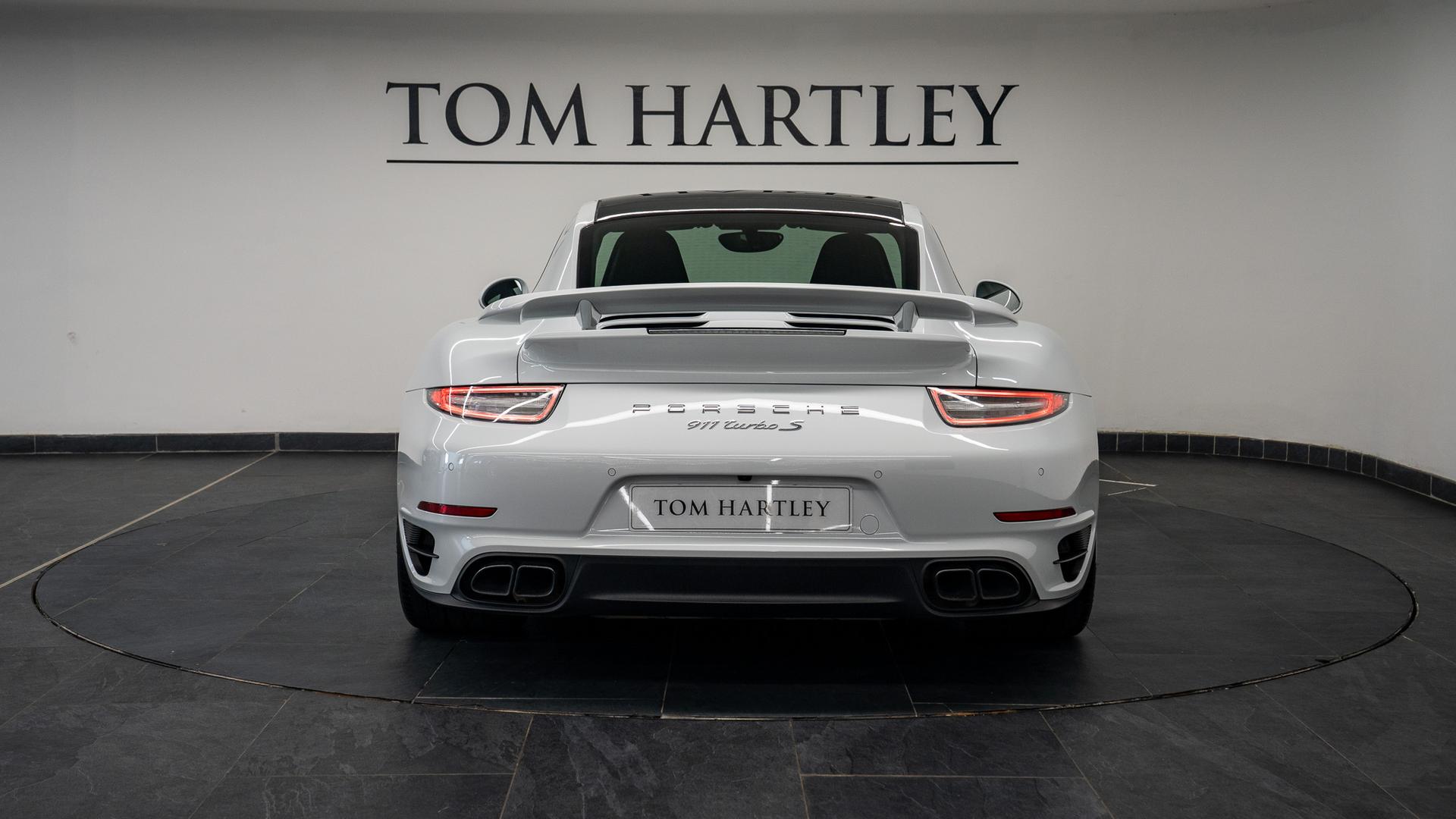 Porsche 911 Photo b8778186-0c33-4001-8877-0bdb4cae7578.jpg
