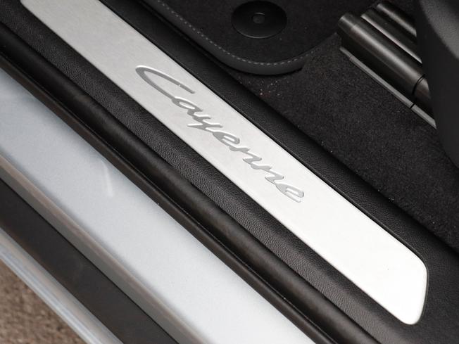 PORSCHE Cayenne Photo 22
