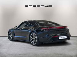 PORSCHE Taycan Photo 5