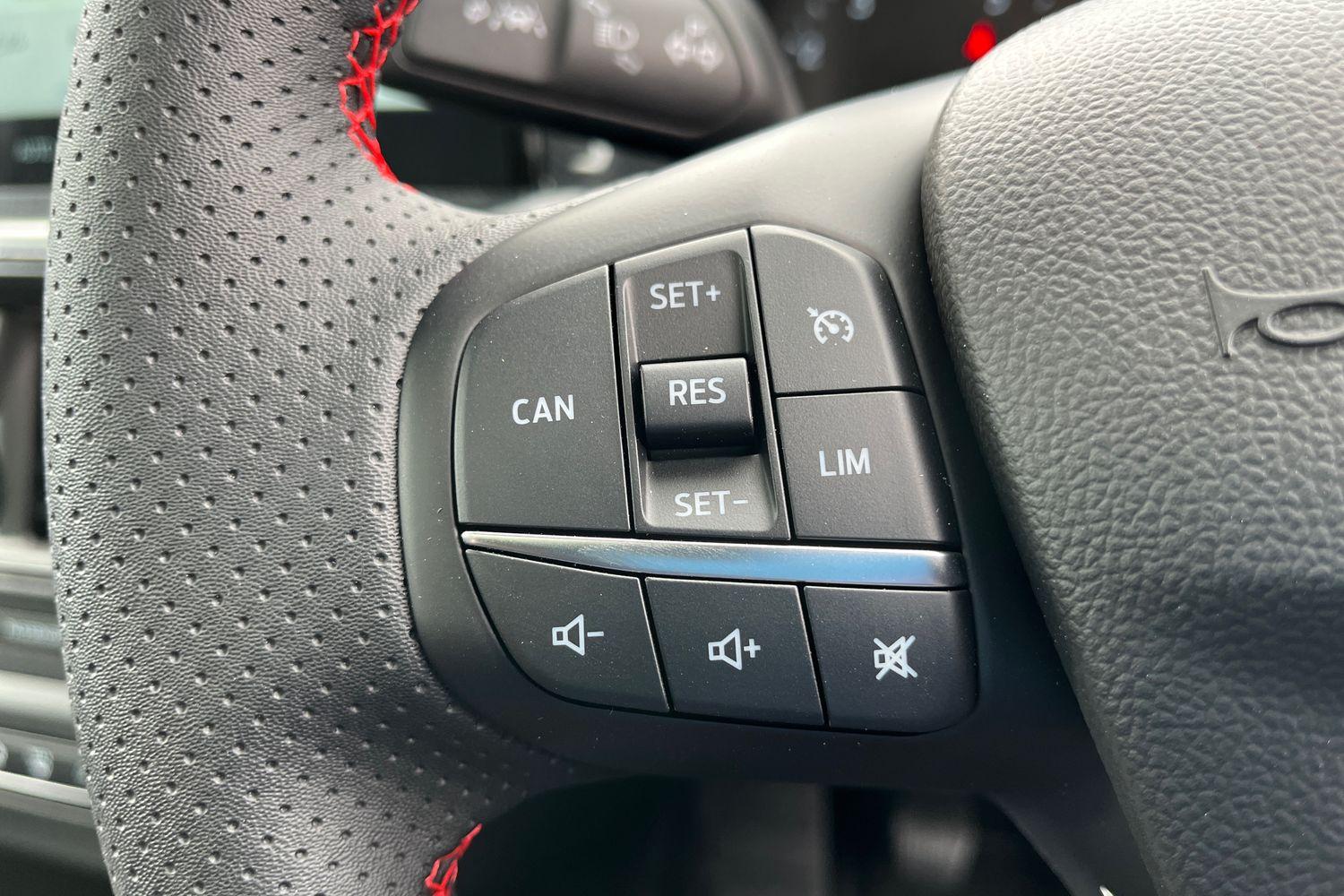 Ford FOCUS Photo 30