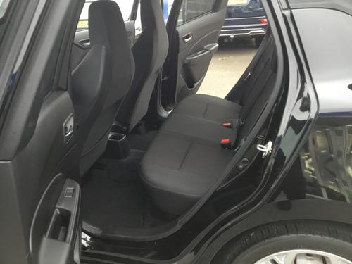 Suzuki Swift Photo b8985e00-033c-44d4-863b-91c9fd6fa780.JPG