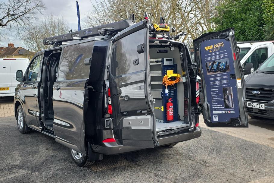 Used Ford TRANSIT CUSTOM WO26RZZ 7