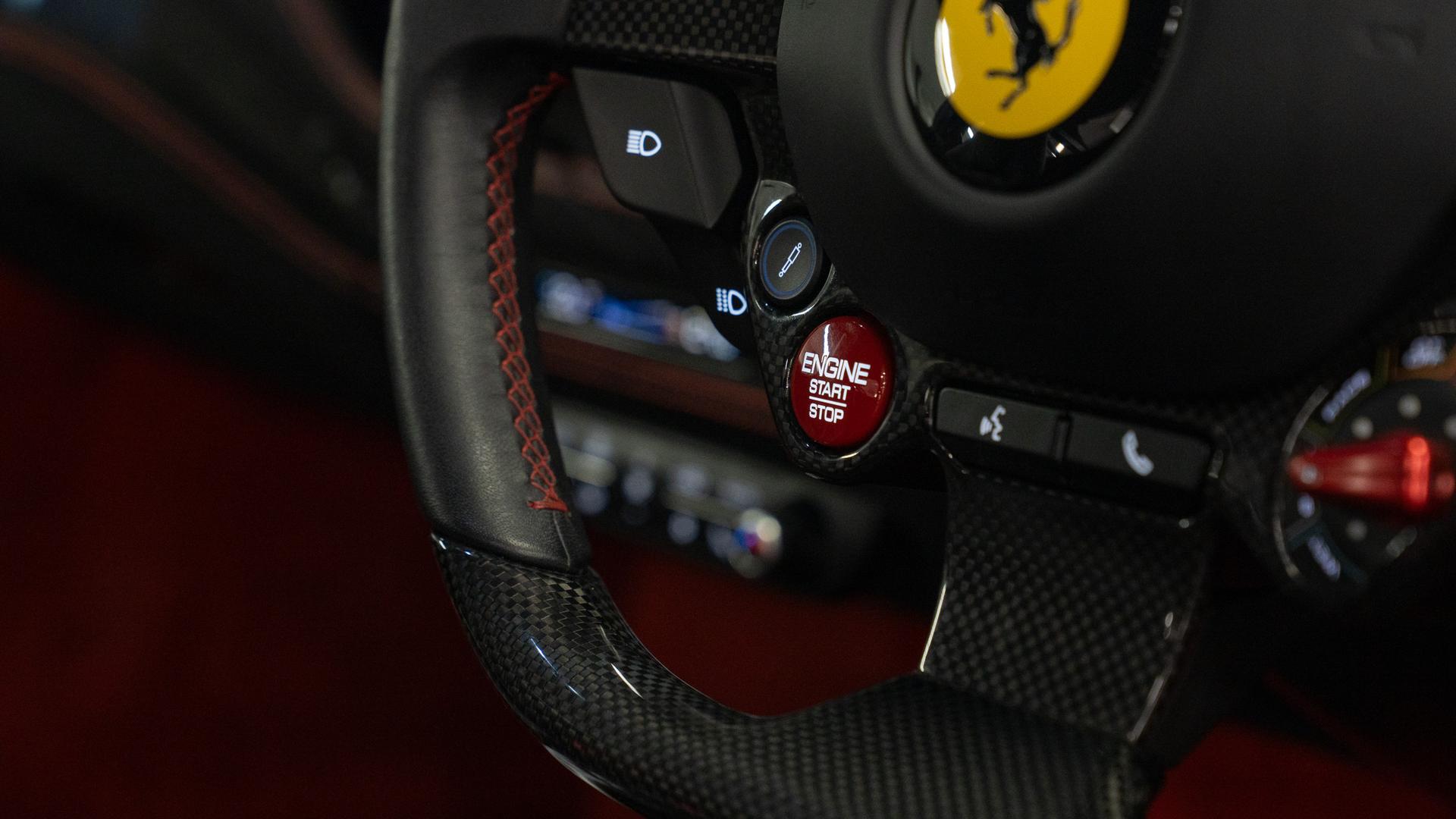 Ferrari F8 Photo b8a0b26a-0d04-48d9-927e-1634e87618b8.jpg