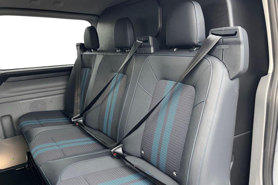 Used Ford TRANSIT CUSTOM L1DCIVPHEV03 11