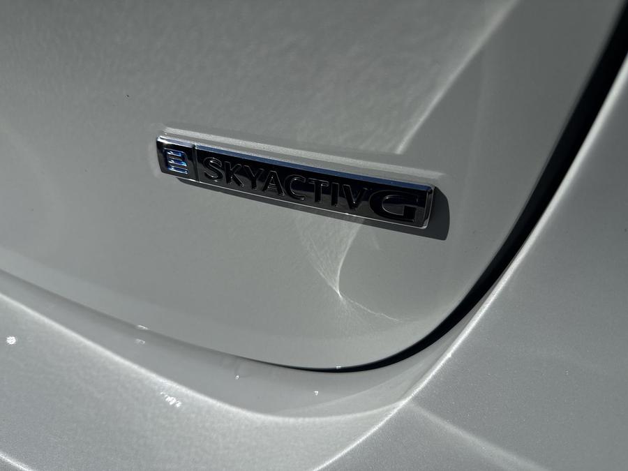 Mazda Mazda3 Photo b8ccda43-b004-4fb1-9974-6841350d3ea7.jpg